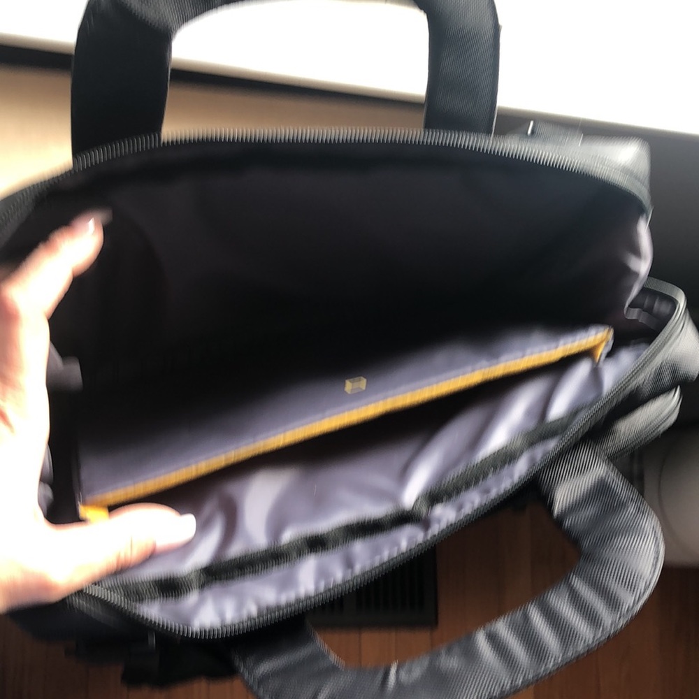 Like new computer bag - Picture 3 of 6